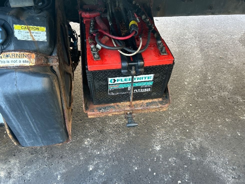 Refrigerated Truck-Light and Medium Duty Trucks-Freightliner-2019-M2-Braintree-MA-284,000\n\t\tmiles-$ 25,000 - Image 28