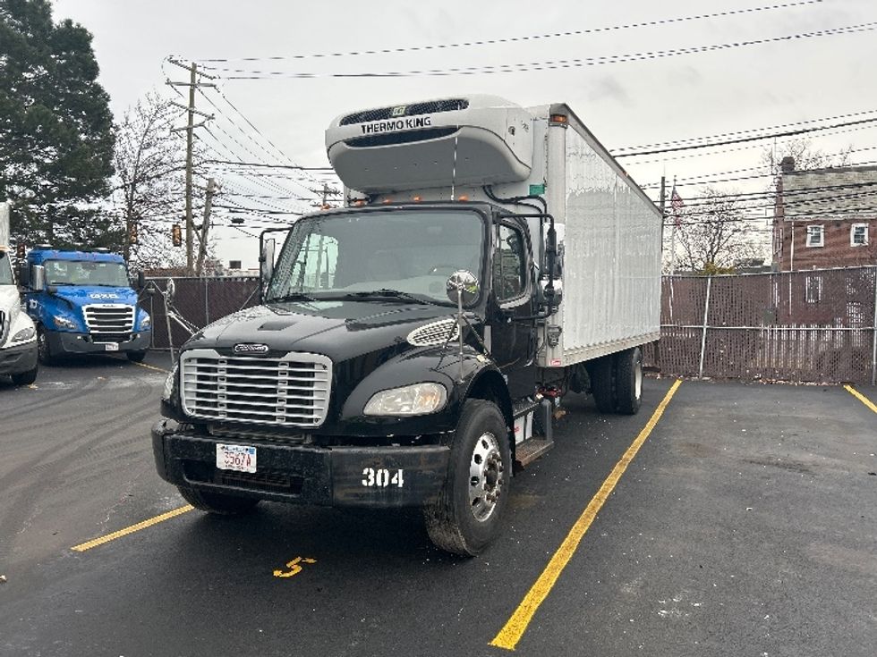 Refrigerated Truck-Light and Medium Duty Trucks-Freightliner-2019-M2-Braintree-MA-284,000\n\t\tmiles-$ 25,000 - Image 3