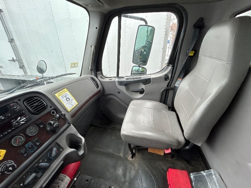 Refrigerated Truck-Light and Medium Duty Trucks-Freightliner-2019-M2-Braintree-MA-300,110\n\t\tmiles-$ 23,000 - Image 19