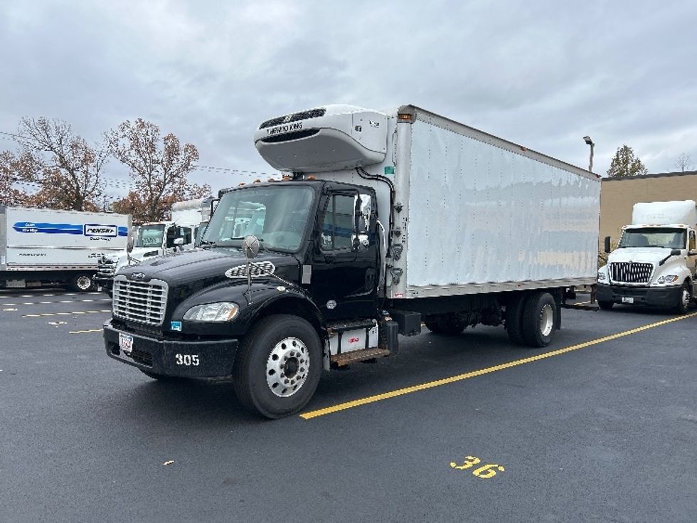 Refrigerated Truck-Light and Medium Duty Trucks-Freightliner-2019-M2-Braintree-MA-341,506\n\t\tmiles-$ 21,250 - Image 1