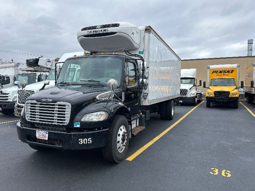 Refrigerated Truck-Light and Medium Duty Trucks-Freightliner-2019-M2-Braintree-MA-341,506\n\t\tmiles-$ 21,250 - Image 3