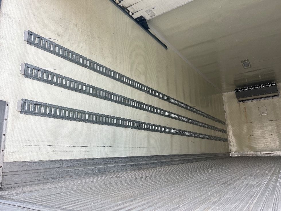 Refrigerated Truck-Light and Medium Duty Trucks-Freightliner-2019-M2-Braintree-MA-34,819\n\t\tmiles-$ 56,000 - Image 11