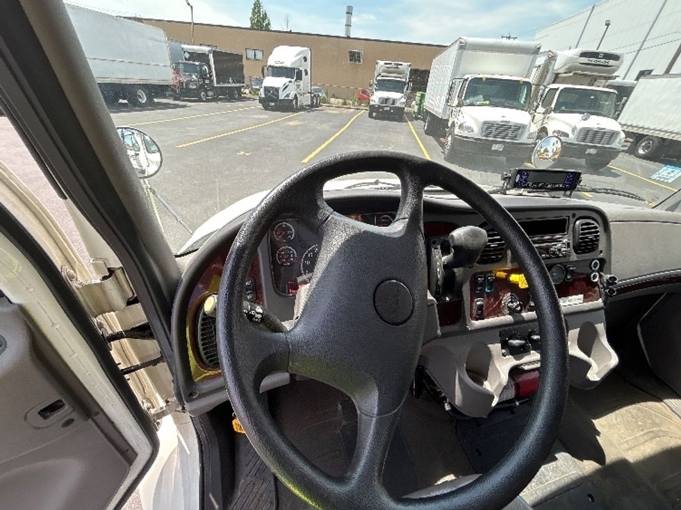 Refrigerated Truck-Light and Medium Duty Trucks-Freightliner-2019-M2-Braintree-MA-34,819\n\t\tmiles-$ 56,000 - Image 17