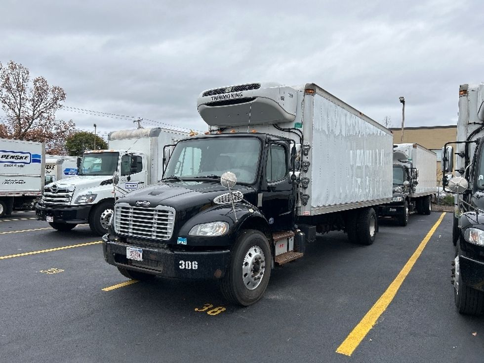 Refrigerated Truck-Light and Medium Duty Trucks-Freightliner-2019-M2-Braintree-MA-387,921\n\t\tmiles-$ 21,250 - Image 1
