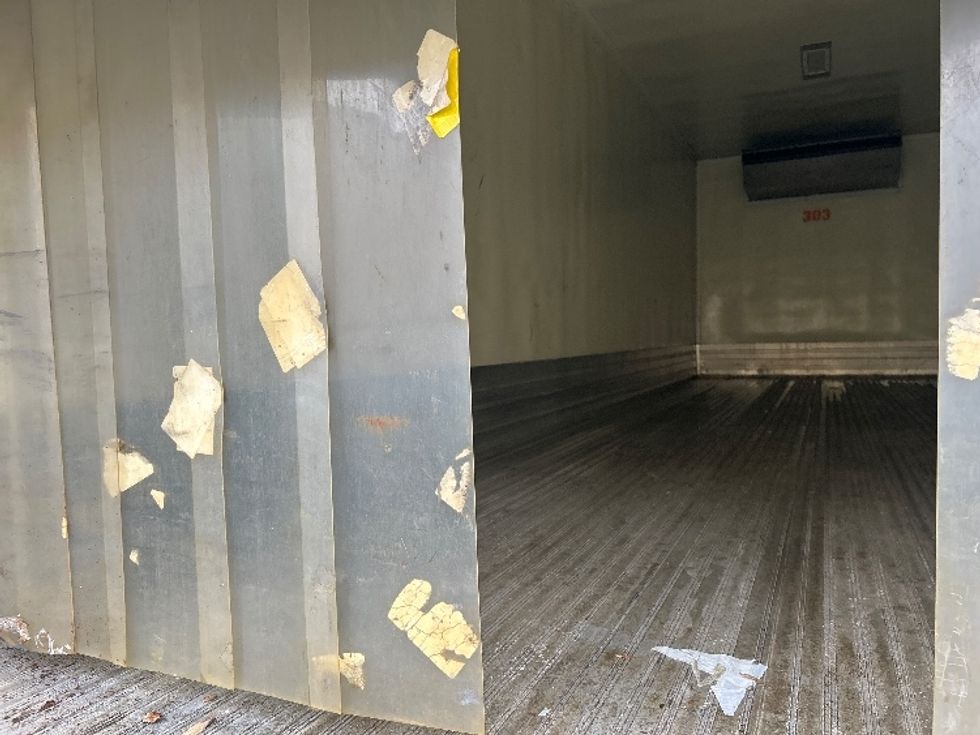 Refrigerated Truck-Light and Medium Duty Trucks-Freightliner-2019-M2-Braintree-MA-387,921\n\t\tmiles-$ 21,250 - Image 10