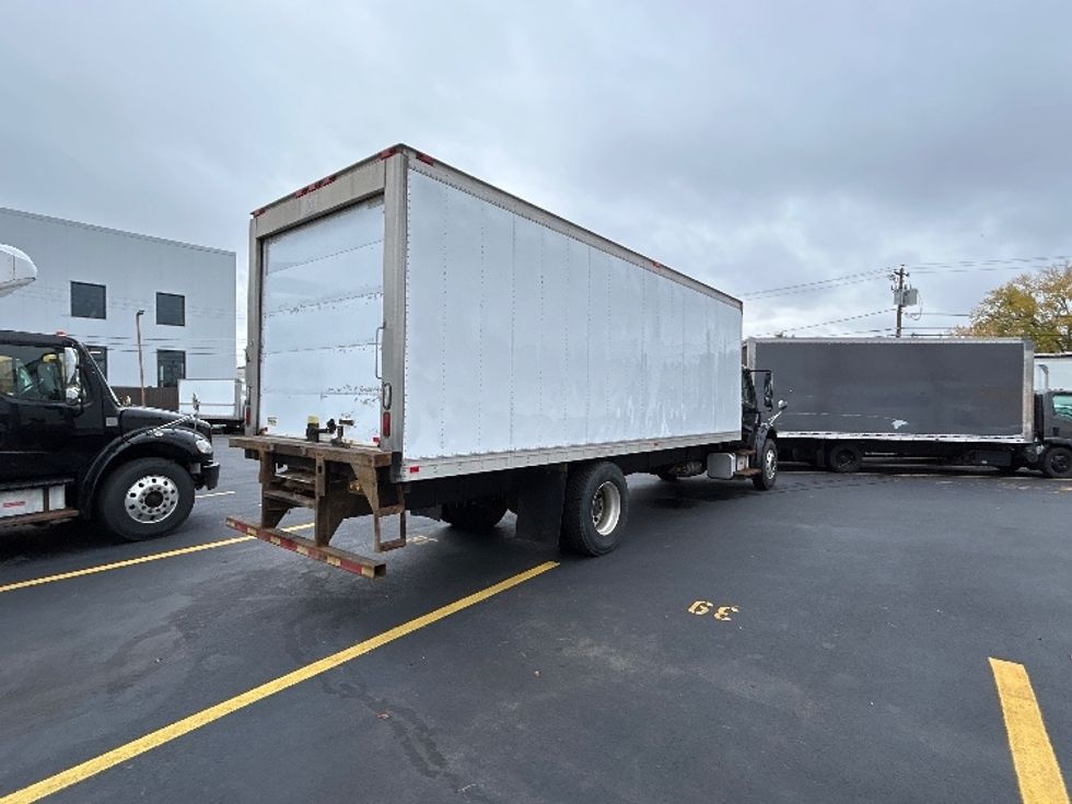 Refrigerated Truck-Light and Medium Duty Trucks-Freightliner-2019-M2-Braintree-MA-387,921\n\t\tmiles-$ 21,250 - Image 11