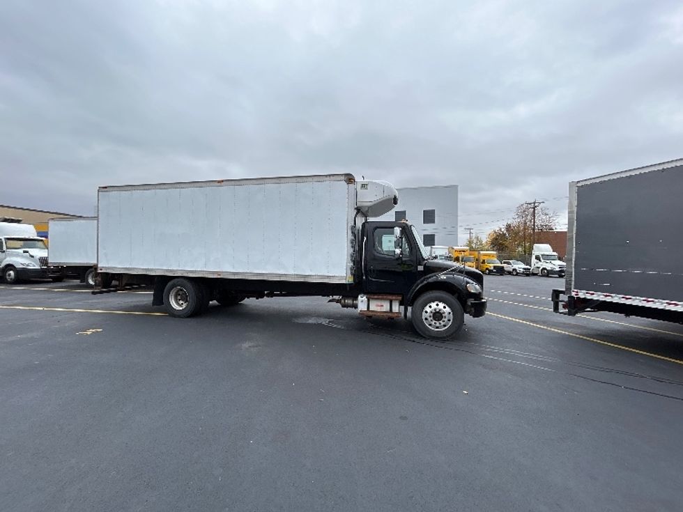 Refrigerated Truck-Light and Medium Duty Trucks-Freightliner-2019-M2-Braintree-MA-387,921\n\t\tmiles-$ 21,250 - Image 13