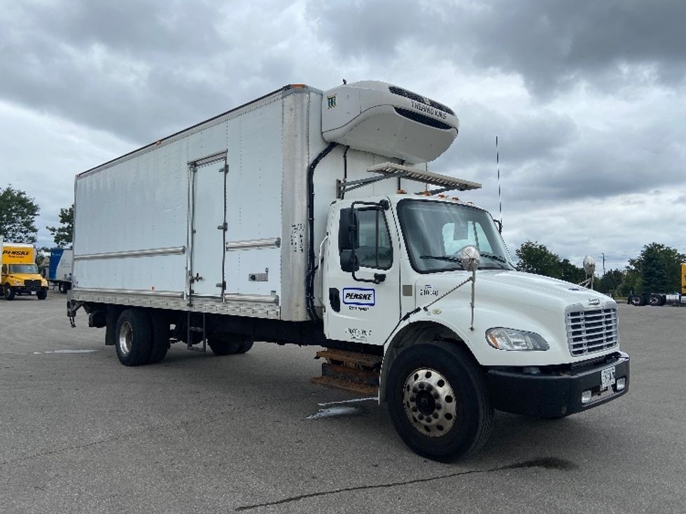 Refrigerated Truck-Light and Medium Duty Trucks-Freightliner-2019-M2-Brampton-ON-314,453\n\t\tkm-$ 60,750 - Image 1