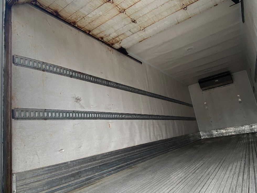 Refrigerated Truck-Light and Medium Duty Trucks-Freightliner-2019-M2-Brampton-ON-314,453\n\t\tkm-$ 60,750 - Image 11