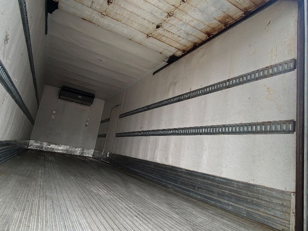 Refrigerated Truck-Light and Medium Duty Trucks-Freightliner-2019-M2-Brampton-ON-314,453\n\t\tkm-$ 60,750 - Image 12