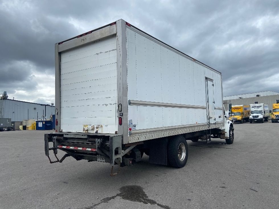 Refrigerated Truck-Light and Medium Duty Trucks-Freightliner-2019-M2-Brampton-ON-314,453\n\t\tkm-$ 60,750 - Image 13