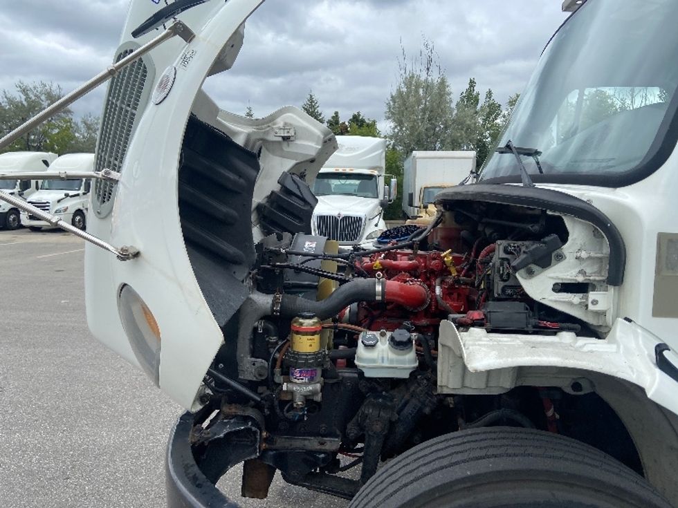 Refrigerated Truck-Light and Medium Duty Trucks-Freightliner-2019-M2-Brampton-ON-314,453\n\t\tkm-$ 60,750 - Image 24