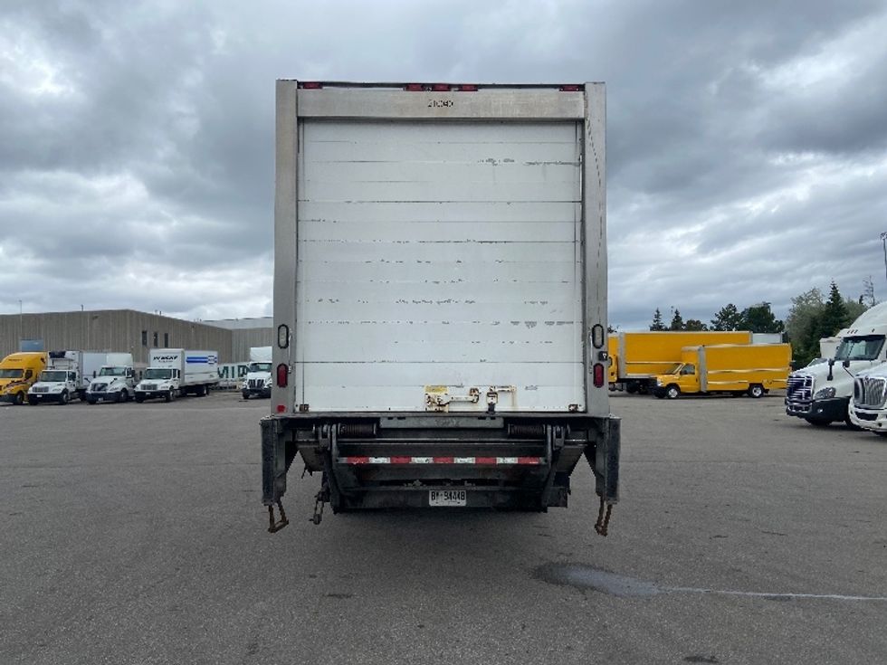Refrigerated Truck-Light and Medium Duty Trucks-Freightliner-2019-M2-Brampton-ON-314,453\n\t\tkm-$ 60,750 - Image 7