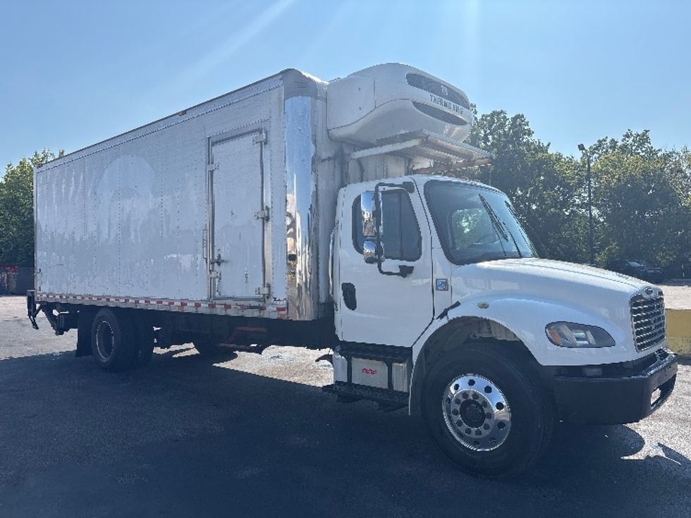 Refrigerated Truck-Light and Medium Duty Trucks-Freightliner-2019-M2-Brook Park-OH-289,857\n\t\tmiles-$ 29,250 - Image 1