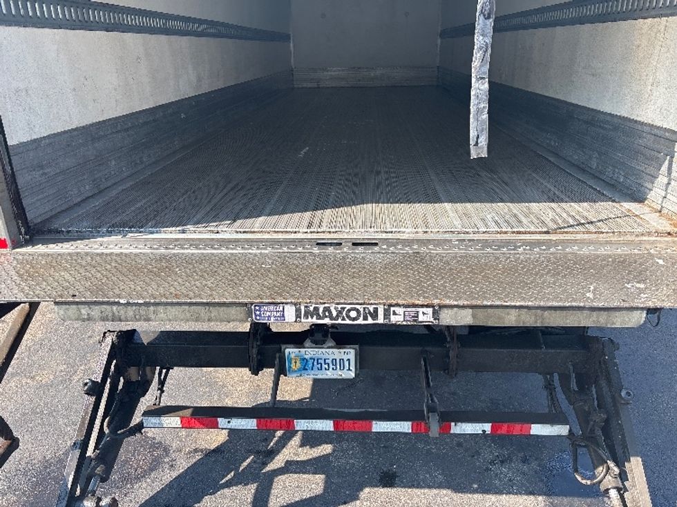 Refrigerated Truck-Light and Medium Duty Trucks-Freightliner-2019-M2-Brook Park-OH-289,857\n\t\tmiles-$ 29,250 - Image 10