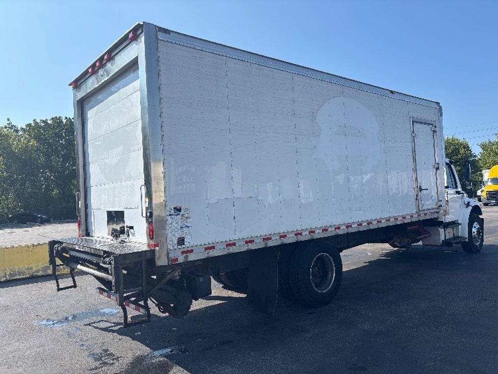 Refrigerated Truck-Light and Medium Duty Trucks-Freightliner-2019-M2-Brook Park-OH-289,857\n\t\tmiles-$ 29,250 - Image 13