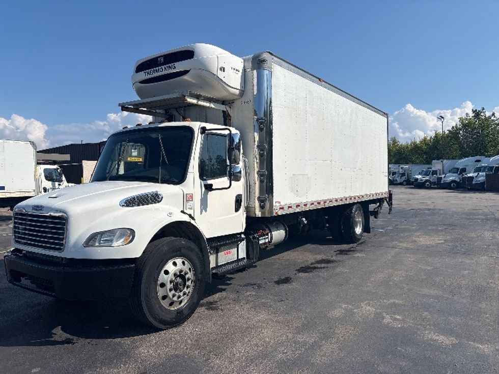 Refrigerated Truck-Light and Medium Duty Trucks-Freightliner-2019-M2-Brook Park-OH-289,857\n\t\tmiles-$ 29,250 - Image 3