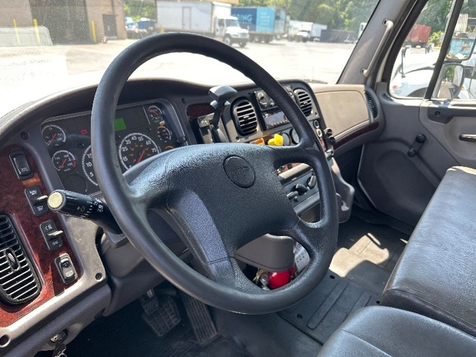 Refrigerated Truck-Light and Medium Duty Trucks-Freightliner-2019-M2-Burlington-NJ-232,308\n\t\tmiles-$ 50,000 - Image 17