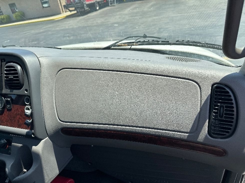 Refrigerated Truck-Light and Medium Duty Trucks-Freightliner-2019-M2-Burlington-NJ-232,308\n\t\tmiles-$ 50,000 - Image 21