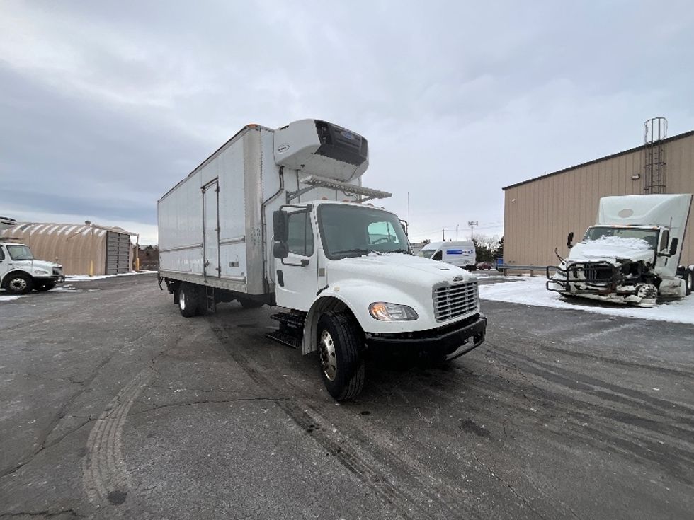 Refrigerated Truck-Light and Medium Duty Trucks-Freightliner-2019-M2-Burlington-ON-315,483\n\t\tkm-$ 59,250 - Image 1