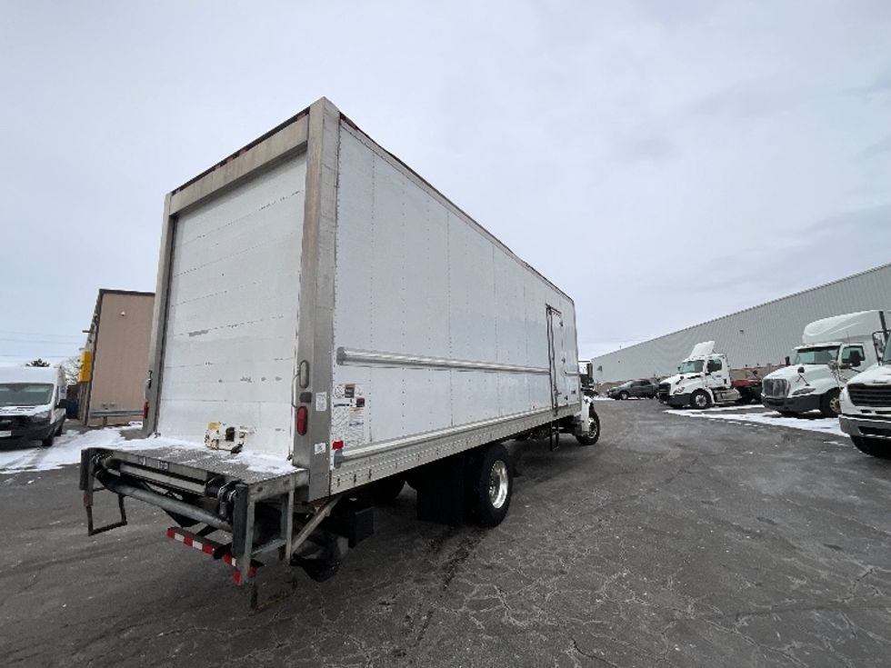 Refrigerated Truck-Light and Medium Duty Trucks-Freightliner-2019-M2-Burlington-ON-315,483\n\t\tkm-$ 59,250 - Image 13