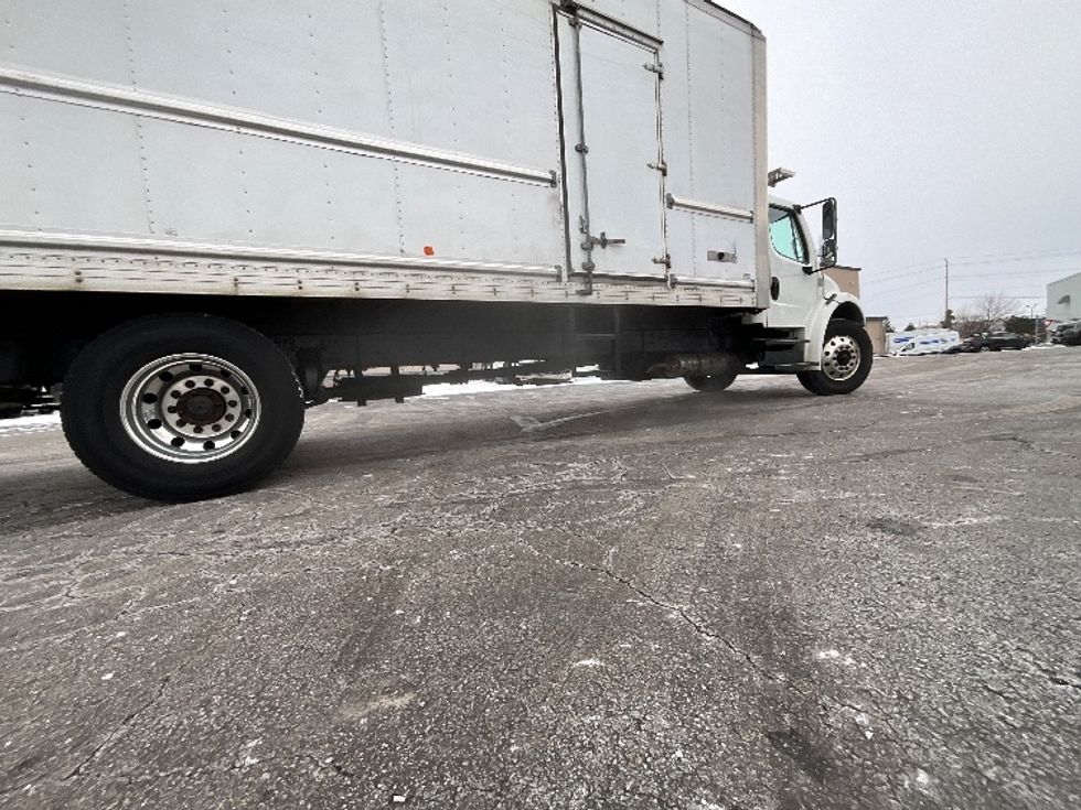 Refrigerated Truck-Light and Medium Duty Trucks-Freightliner-2019-M2-Burlington-ON-315,483\n\t\tkm-$ 59,250 - Image 14