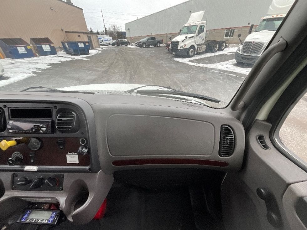 Refrigerated Truck-Light and Medium Duty Trucks-Freightliner-2019-M2-Burlington-ON-315,483\n\t\tkm-$ 59,250 - Image 21