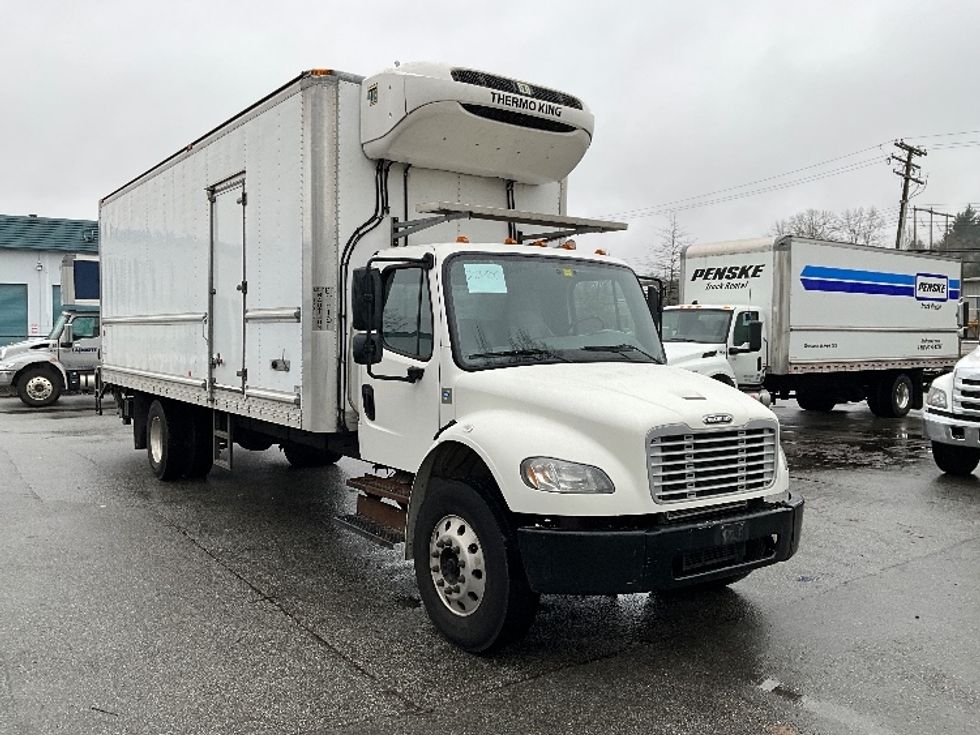 Refrigerated Truck-Light and Medium Duty Trucks-Freightliner-2019-M2-Burnaby-BC-163,461\n\t\tkm-$ 82,000 - Image 1