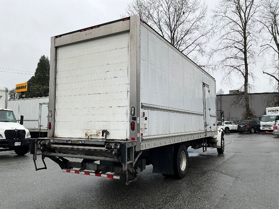 Refrigerated Truck-Light and Medium Duty Trucks-Freightliner-2019-M2-Burnaby-BC-163,461\n\t\tkm-$ 82,000 - Image 13