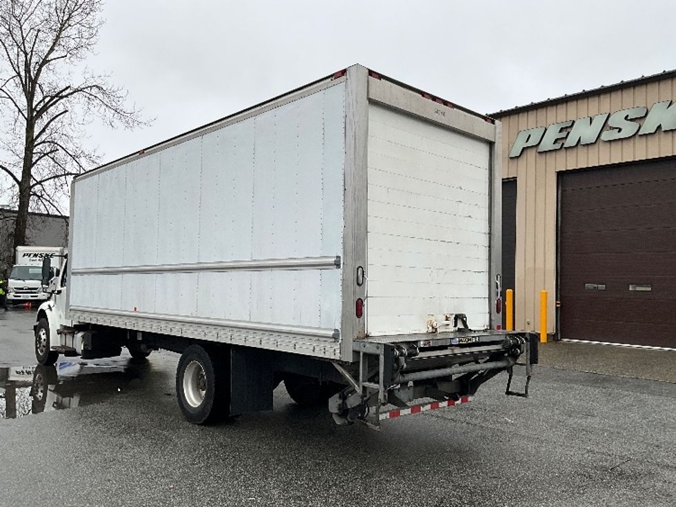 Refrigerated Truck-Light and Medium Duty Trucks-Freightliner-2019-M2-Burnaby-BC-163,461\n\t\tkm-$ 82,000 - Image 6