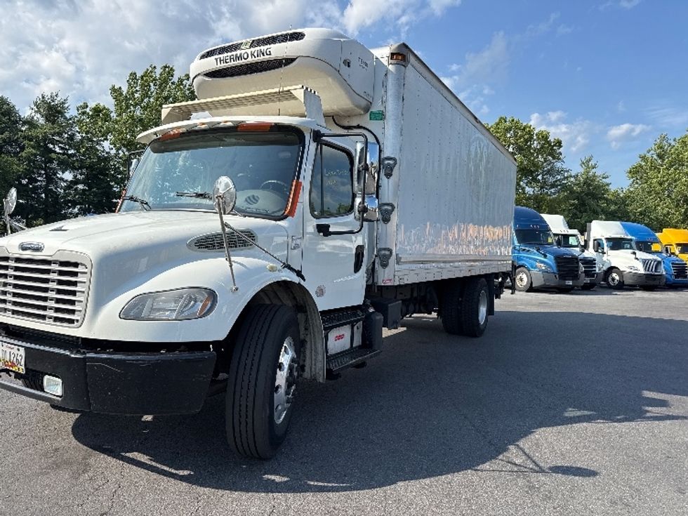 Refrigerated Truck-Light and Medium Duty Trucks-Freightliner-2019-M2-Capitol Heights-MD-152,817\n\t\tmiles-$ 55,250 - Image 3