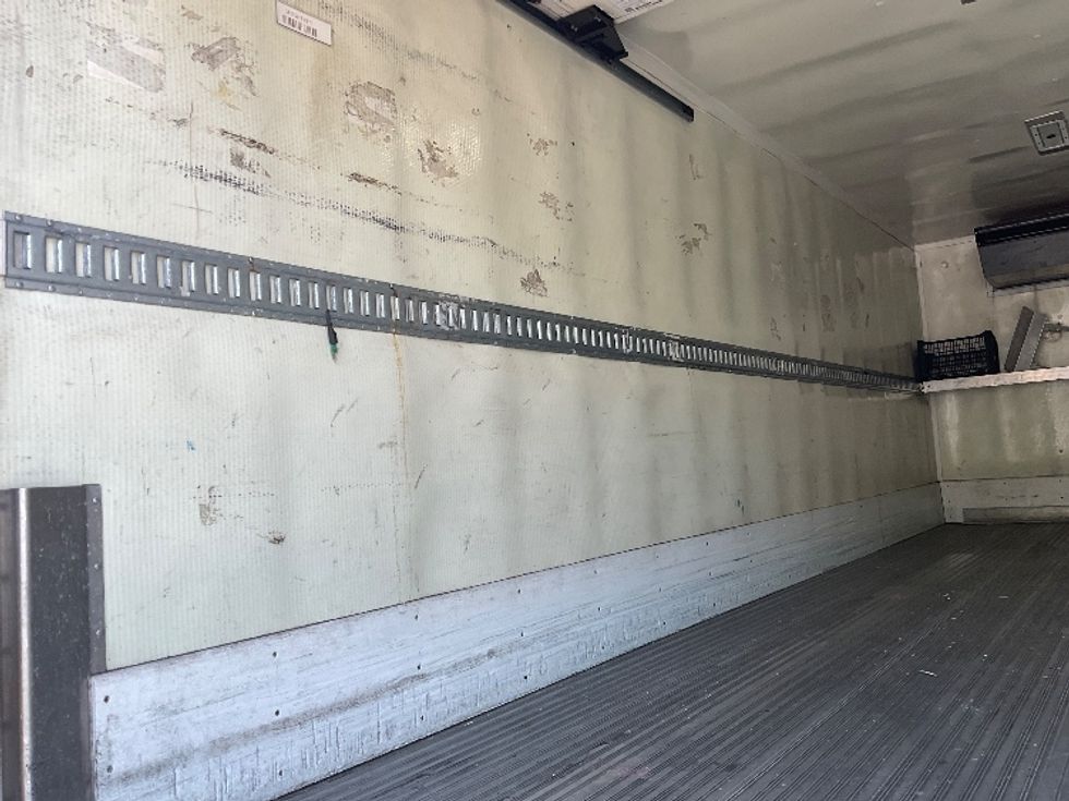 Refrigerated Truck-Light and Medium Duty Trucks-Freightliner-2019-M2-Capitol Heights-MD-218,460\n\t\tmiles-$ 44,750 - Image 11