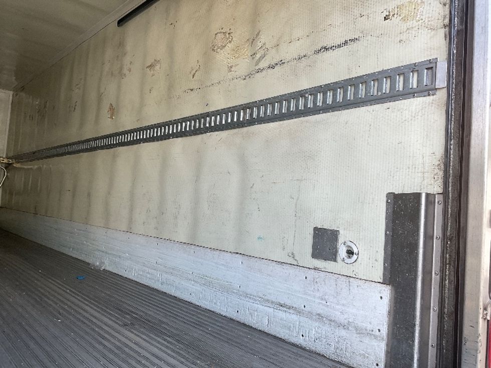 Refrigerated Truck-Light and Medium Duty Trucks-Freightliner-2019-M2-Capitol Heights-MD-218,460\n\t\tmiles-$ 44,750 - Image 12