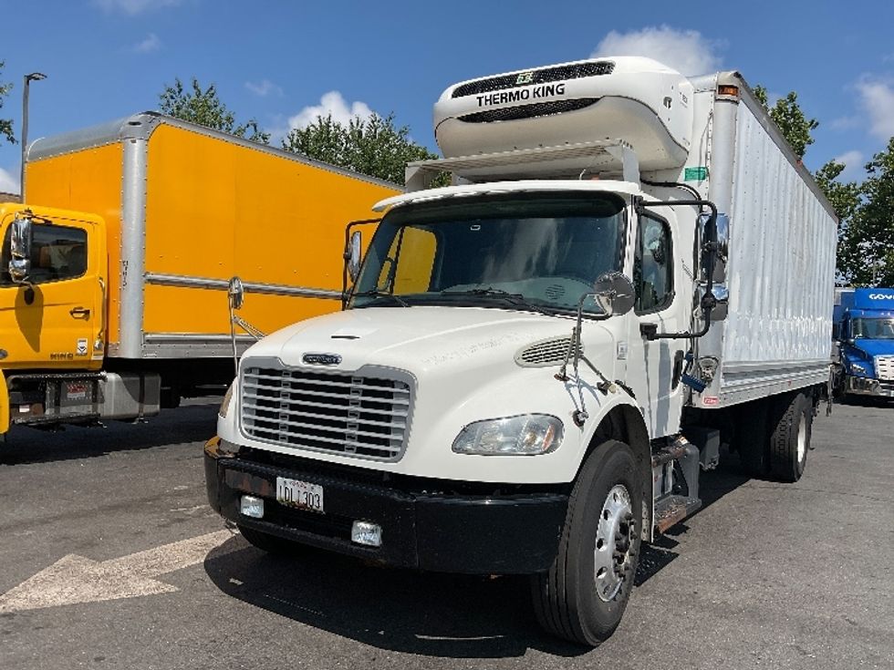 Refrigerated Truck-Light and Medium Duty Trucks-Freightliner-2019-M2-Capitol Heights-MD-218,460\n\t\tmiles-$ 44,750 - Image 3