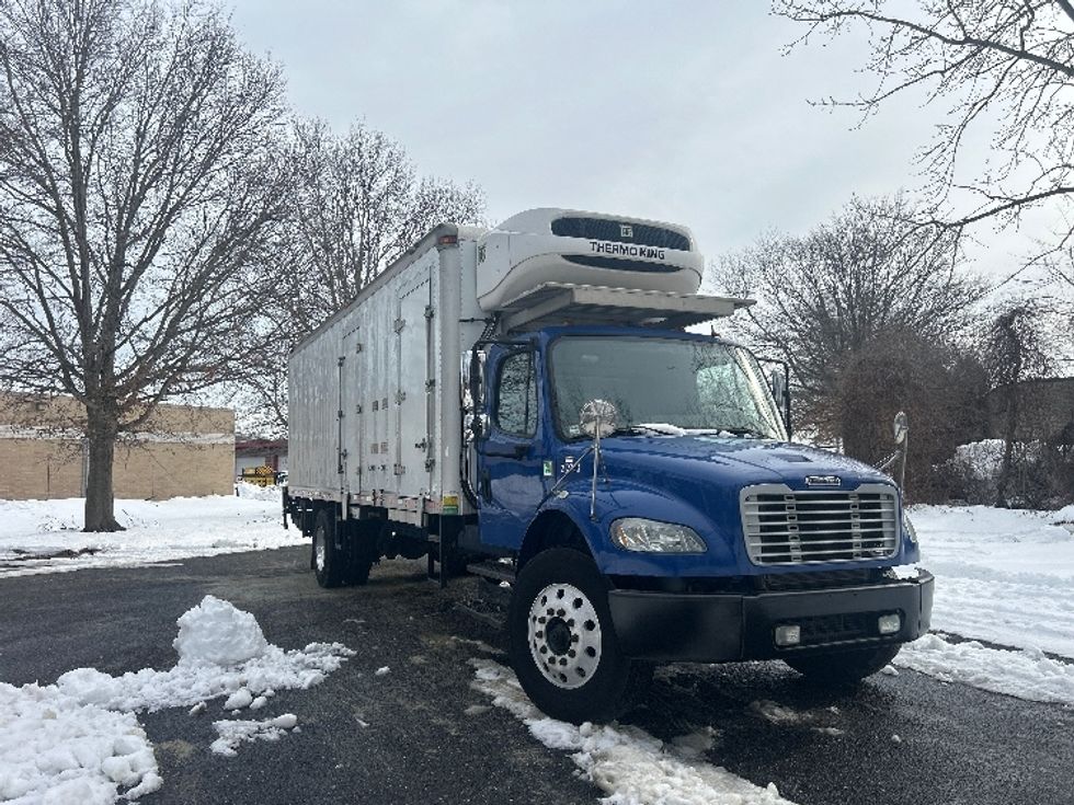 Refrigerated Truck-Light and Medium Duty Trucks-Freightliner-2019-M2-Central Islip-NY-165,122\n\t\tmiles-$ 45,750 - Image 1