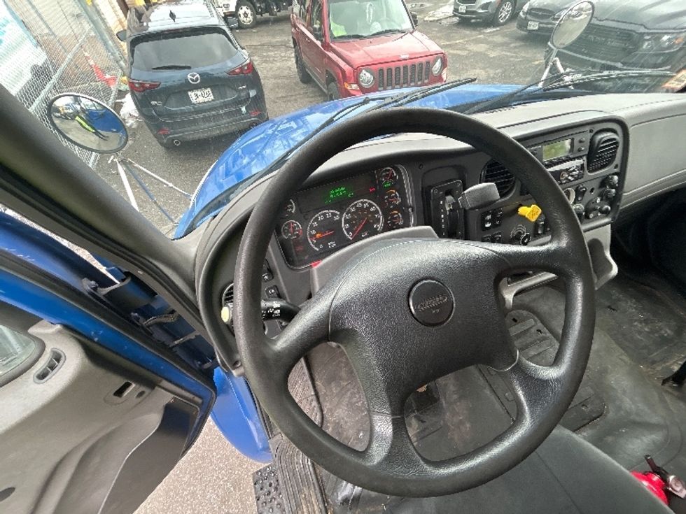 Refrigerated Truck-Light and Medium Duty Trucks-Freightliner-2019-M2-Central Islip-NY-191,716\n\t\tmiles-$ 42,250 - Image 17