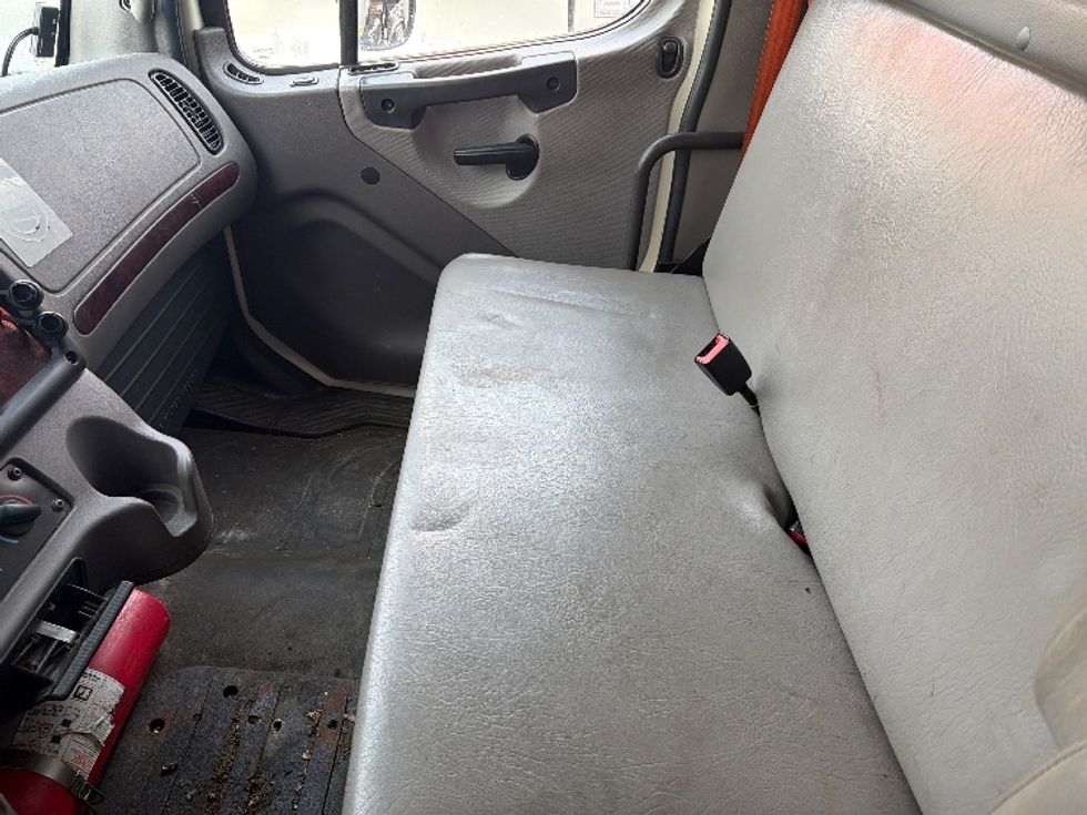 Refrigerated Truck-Light and Medium Duty Trucks-Freightliner-2019-M2-Chicopee-MA-149,482\n\t\tmiles-$ 40,000 - Image 17