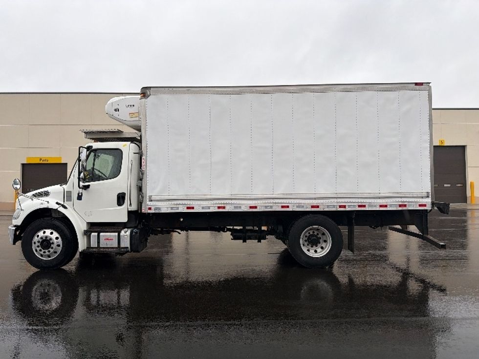 Refrigerated Truck-Light and Medium Duty Trucks-Freightliner-2019-M2-Chicopee-MA-149,482\n\t\tmiles-$ 40,000 - Image 4