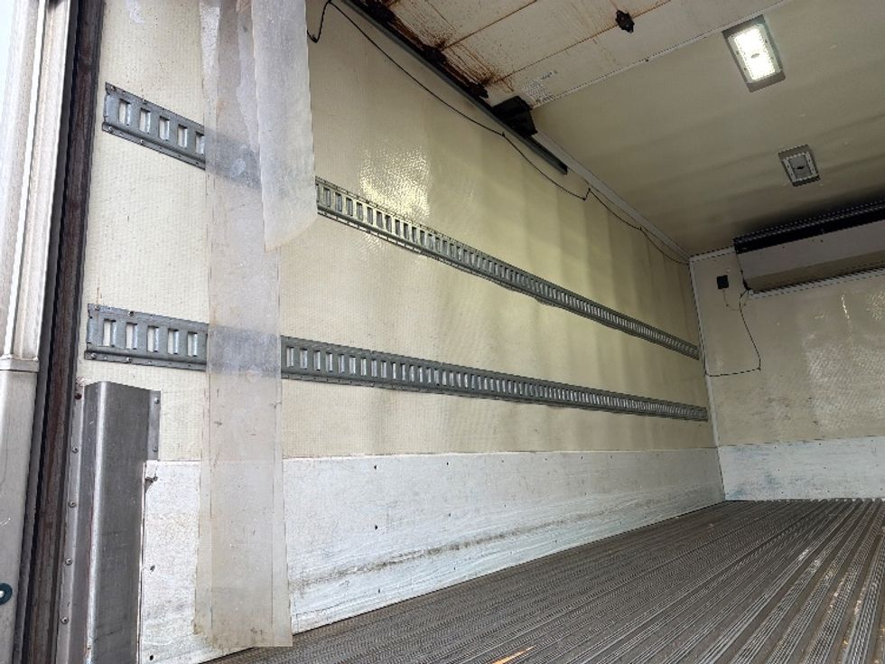 Refrigerated Truck-Light and Medium Duty Trucks-Freightliner-2019-M2-Chicopee-MA-149,482\n\t\tmiles-$ 40,000 - Image 9
