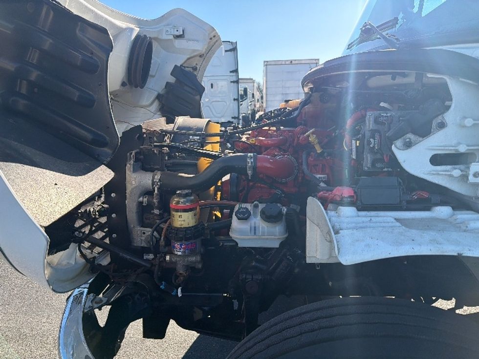 Refrigerated Truck-Light and Medium Duty Trucks-Freightliner-2019-M2-Chicopee-MA-150,739\n\t\tmiles-$ 40,250 - Image 22