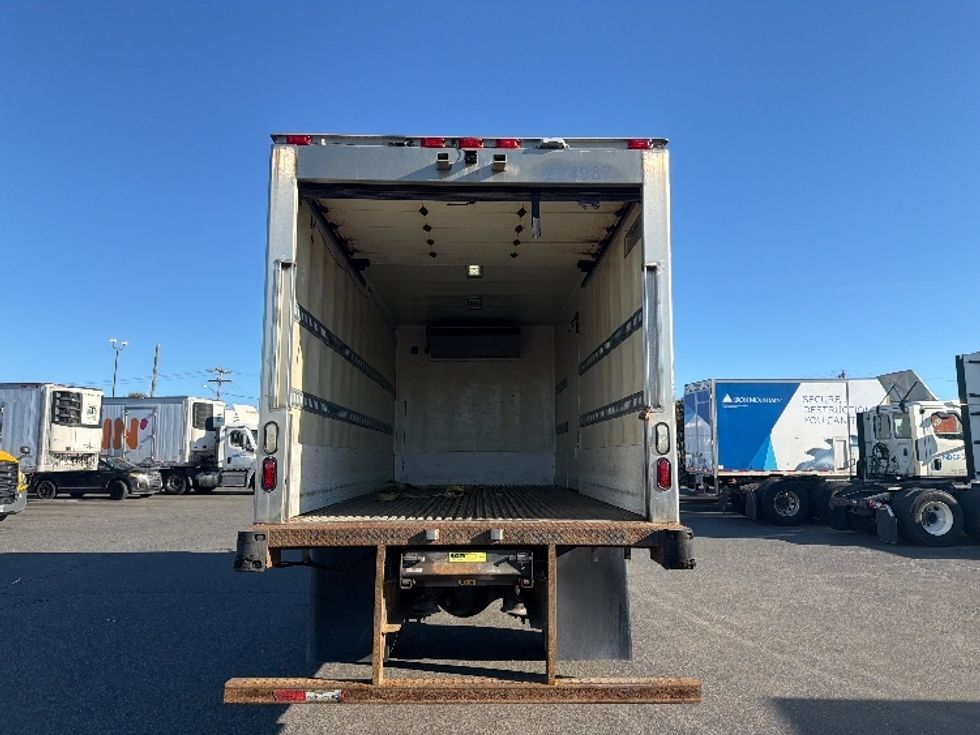 Refrigerated Truck-Light and Medium Duty Trucks-Freightliner-2019-M2-Chicopee-MA-150,739\n\t\tmiles-$ 40,250 - Image 8