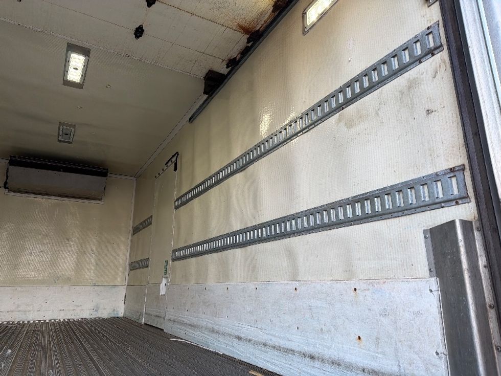 Refrigerated Truck-Light and Medium Duty Trucks-Freightliner-2019-M2-Chicopee-MA-164,375\n\t\tmiles-$ 39,000 - Image 10