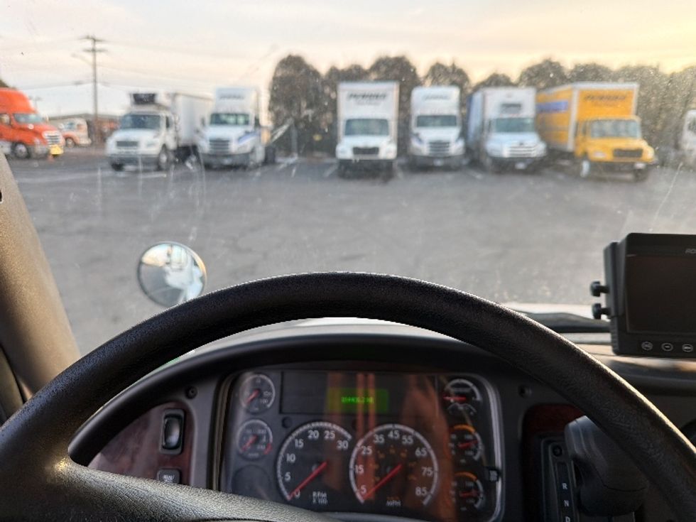 Refrigerated Truck-Light and Medium Duty Trucks-Freightliner-2019-M2-Chicopee-MA-164,375\n\t\tmiles-$ 39,000 - Image 16