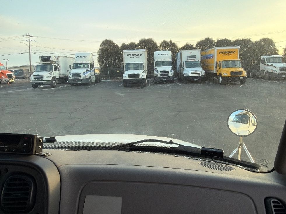 Refrigerated Truck-Light and Medium Duty Trucks-Freightliner-2019-M2-Chicopee-MA-164,375\n\t\tmiles-$ 39,000 - Image 19