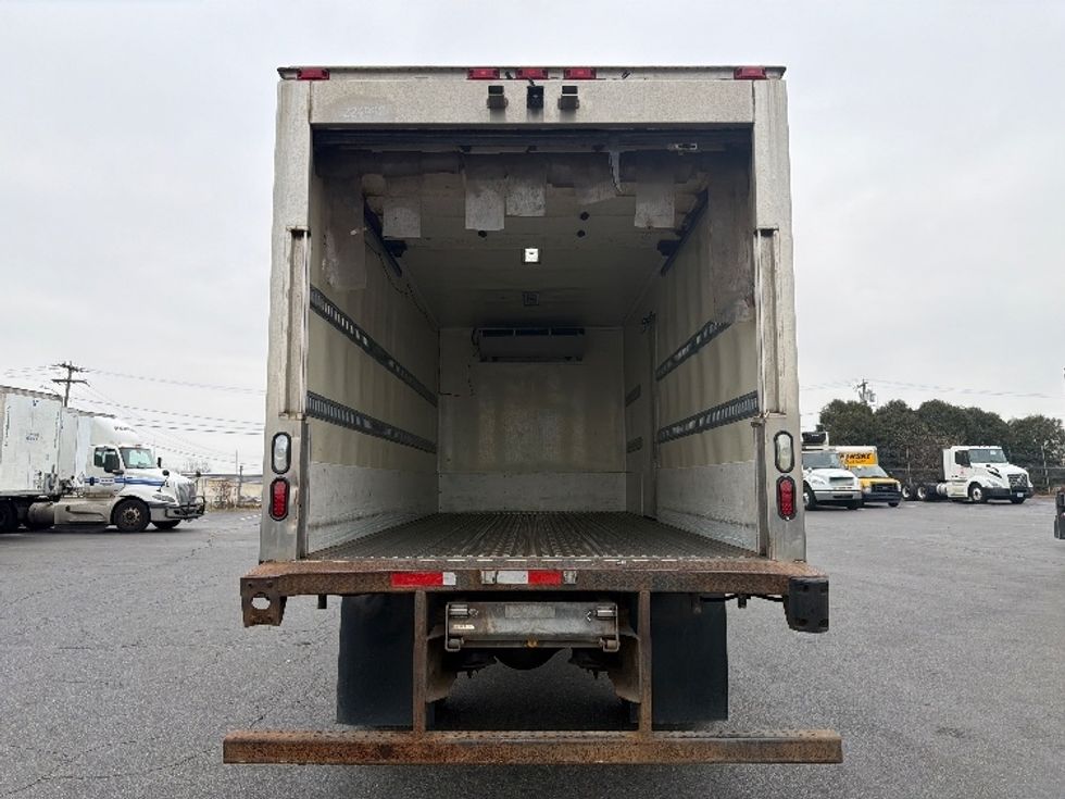 Refrigerated Truck-Light and Medium Duty Trucks-Freightliner-2019-M2-Chicopee-MA-185,303\n\t\tmiles-$ 36,750 - Image 8