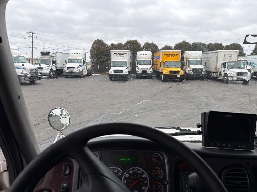 Refrigerated Truck-Light and Medium Duty Trucks-Freightliner-2019-M2-Chicopee-MA-185,937\n\t\tmiles-$ 35,750 - Image 16