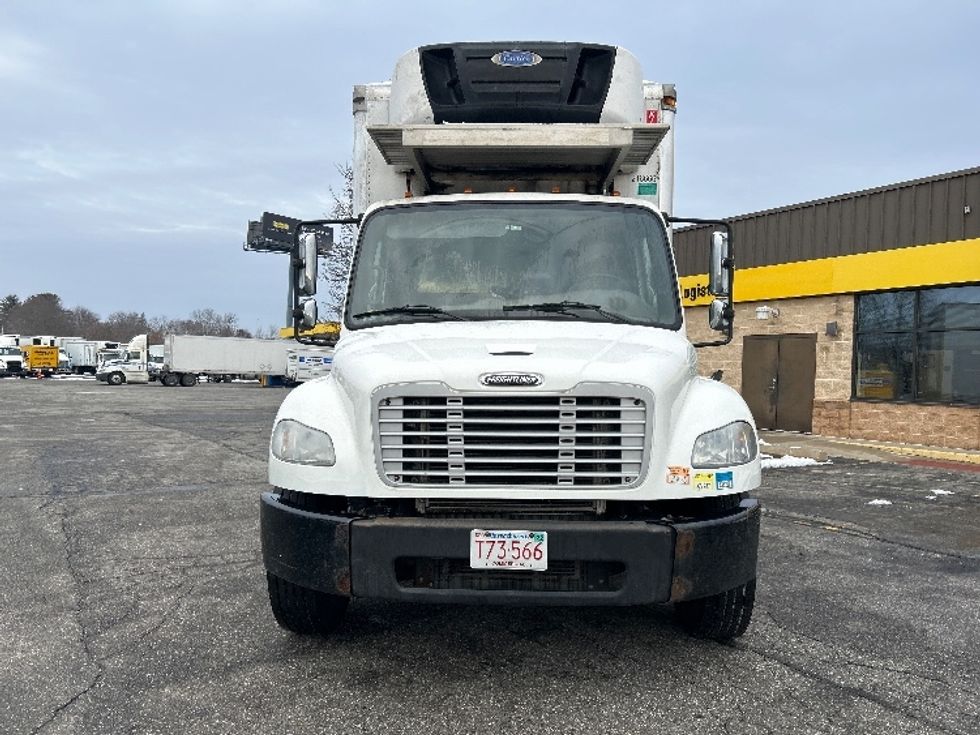 Refrigerated Truck-Light and Medium Duty Trucks-Freightliner-2019-M2-Chicopee-MA-212,474\n\t\tmiles-$ 43,500 - Image 2