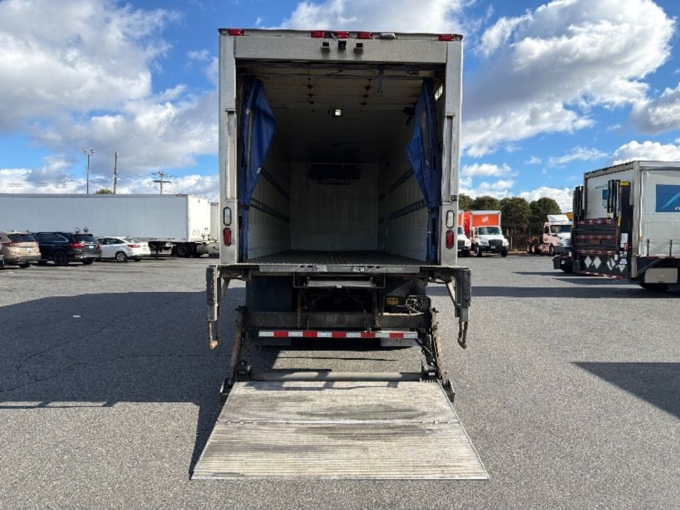 Refrigerated Truck-Light and Medium Duty Trucks-Freightliner-2019-M2-Chicopee-MA-264,570\n\t\tmiles-$ 51,000 - Image 9