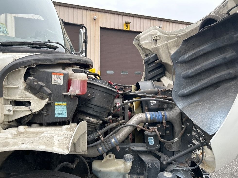 Refrigerated Truck-Light and Medium Duty Trucks-Freightliner-2019-M2-Chicopee-MA-271,245\n\t\tmiles-$ 33,500 - Image 23