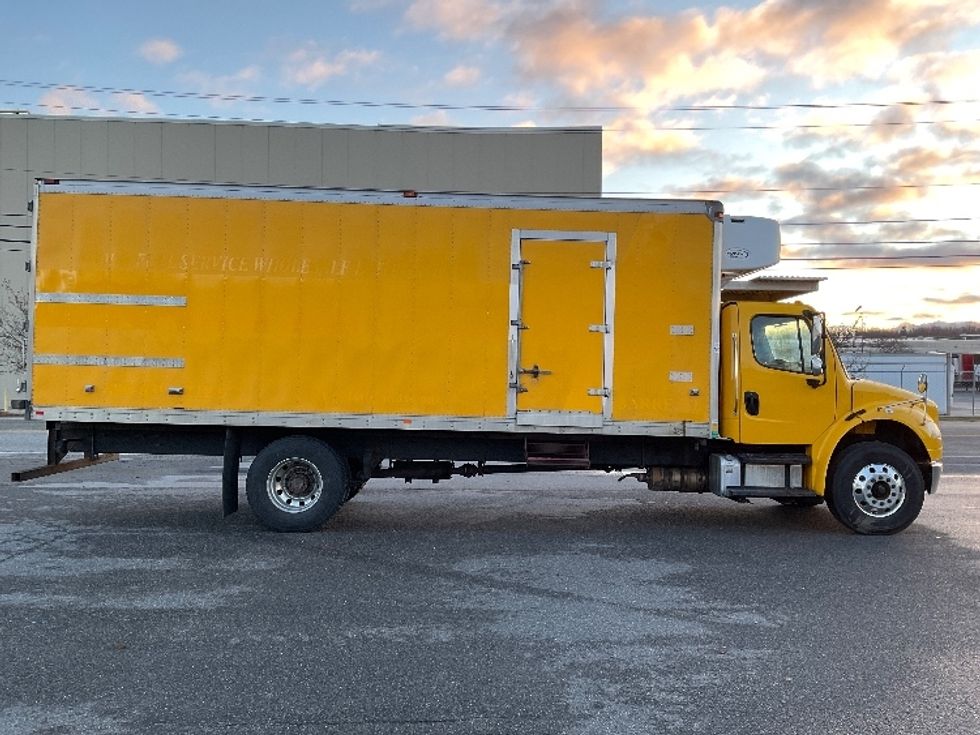 Refrigerated Truck-Light and Medium Duty Trucks-Freightliner-2019-M2-Chicopee-MA-275,877\n\t\tmiles-$ 25,750 - Image 15